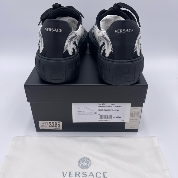 Versace baroque-pattern print sneakers - Picture 4 of 9
